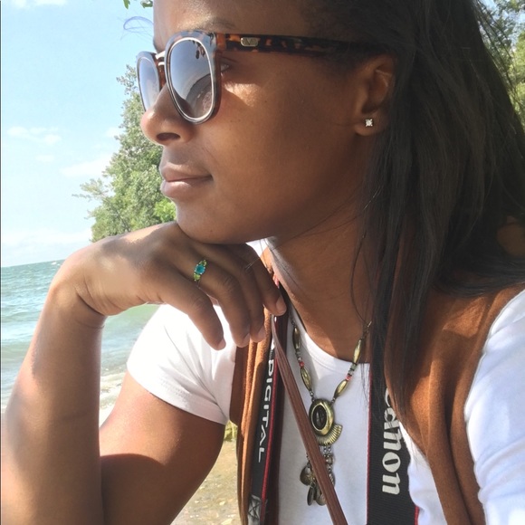 ๐Hey Iโm Keni๐ LIKE THIS TO BOOKMARK MY CLOSET! - Picture 6 of 8